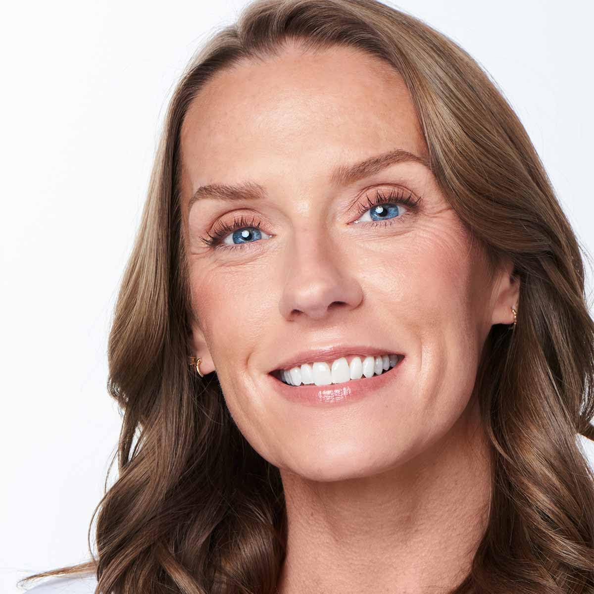 Effortless Lips 3-in-1 everyday sheer-buildable lip formula (Lily, 0.06oz)